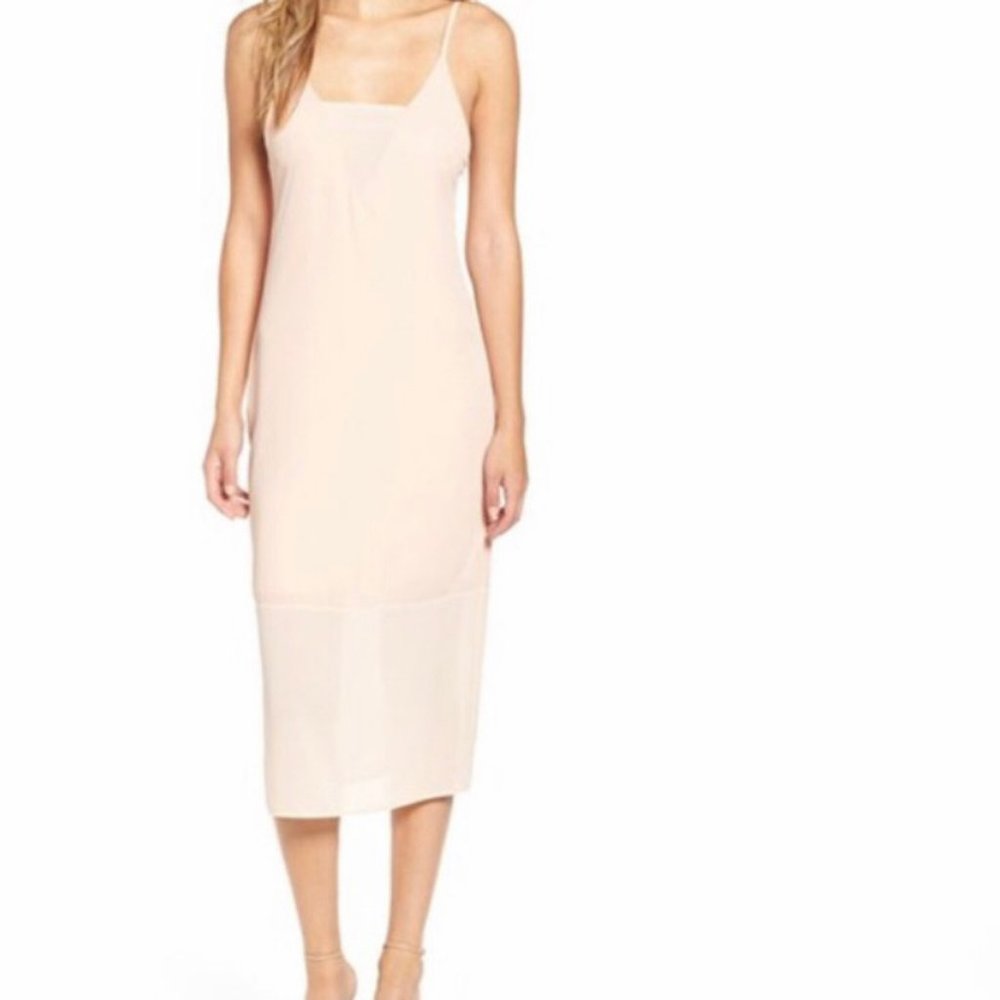 ⚡️FLASH SALE⚡️NWOT BLUSH PINK SLIP DRESS